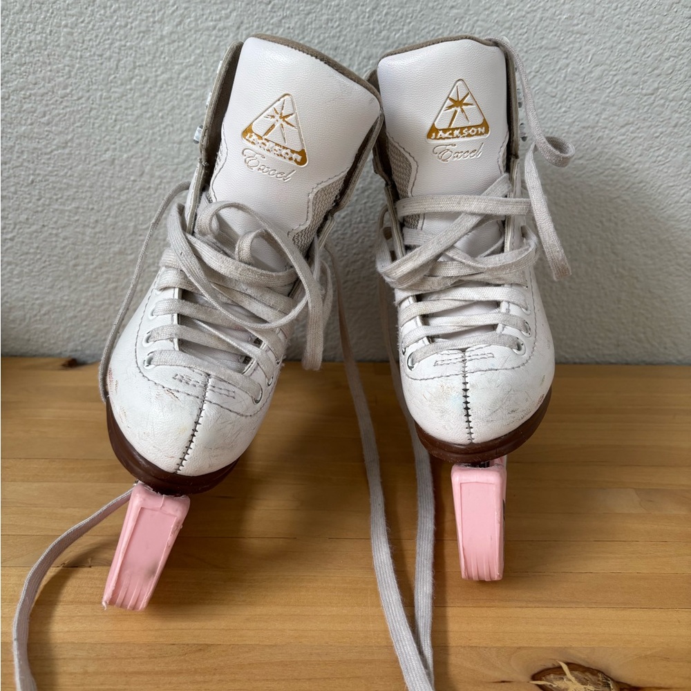 Jackson Women's White and Pink Ice Skates
